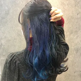 セミロング 所渉/韓国レイヤー /ウルフカットのヘアスタイル