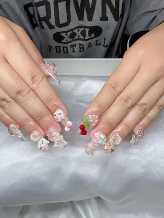 ネイル Lee Nailsのネイルデザイン