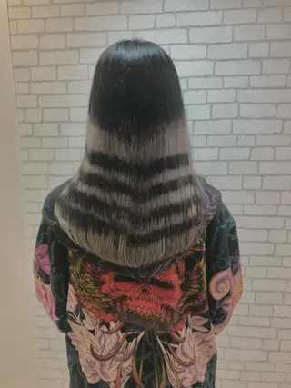 ロング カラー Re:st所属・Miyavi/カラー ショートボブのヘアスタイル