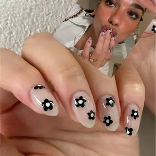 ネイル もも モモのネイルデザイン