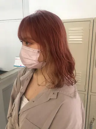 セミロング カラー 古屋 花織のヘアスタイル