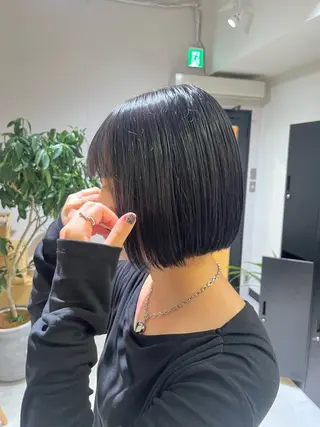 ショート カラー 橋本 萌々香のヘアスタイル