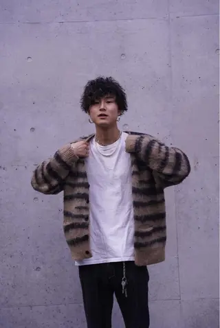 ミディアム パーマ メンズ 津田 祐岐のヘアスタイル