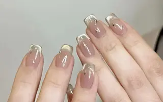 ネイル 高木 維麗絲のネイルデザイン