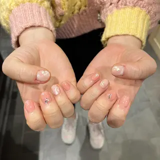 ネイル 鈴木 里奈のネイルデザイン