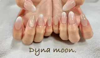 ネイル Dyna moon.のネイルデザイン