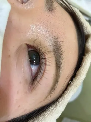 マツエク・マツパ 濱田 さらさのヘアスタイル