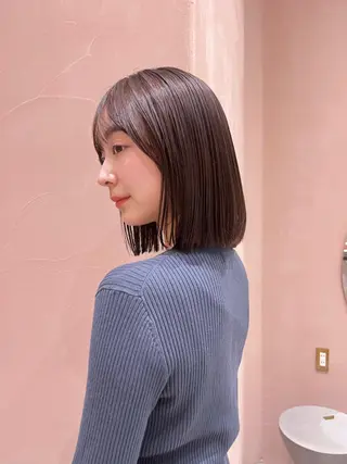 ミディアム カラー 阿久津真衣 似合わせカットのヘアスタイル