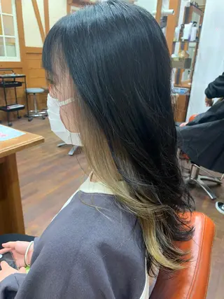 ロング カラー 山田 宥斗のヘアスタイル