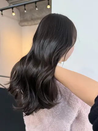 セミロング カラー EleRe 栄所属・はやしだ あおいのヘアスタイル