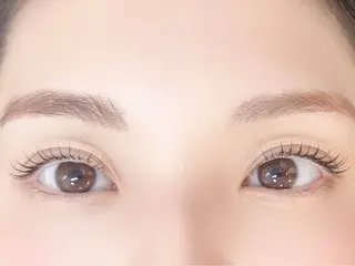マツエク・マツパ 【パリジェンヌ・VLEDLASH専門店】FAST LASH表参道店所属・FASTLASH / koko🫧のマツエク・マツパデザイン
