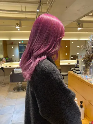 セミロング カラー コマツリサ ROCCO eastのヘアスタイル