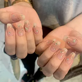 ネイル mofie🤍ユミ/ 恵比寿/パラジェルのネイルデザイン