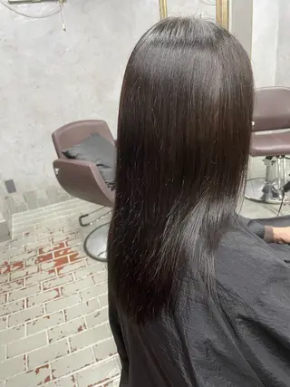 ロング 艶髪/透明感カラー 山﨑俊輔のヘアスタイル