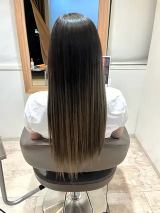 ロング カラー 髪質改善SALON CLALA by Manis of hair所属・尾崎 百花のヘアスタイル