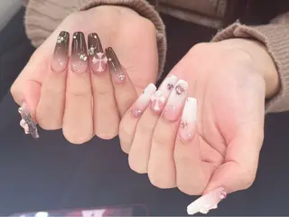 ネイル lucky nail 歌舞伎町のネイルデザイン