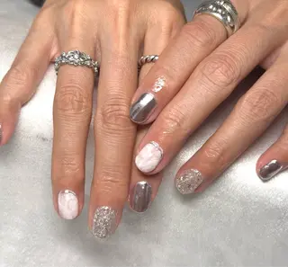 ネイル -yuu-所属・Lino ﾟのネイルデザイン