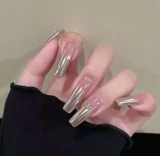 ネイル 相沢 さやかのネイルデザイン