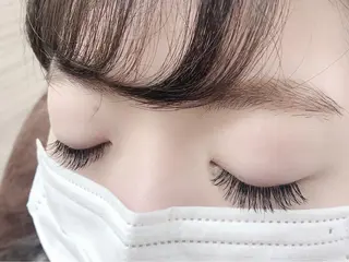 マツエク・マツパ LA LUNA アイラッシュ&ネイルサロン 青山／表参道所属・Haruka .のマツエク・マツパデザイン