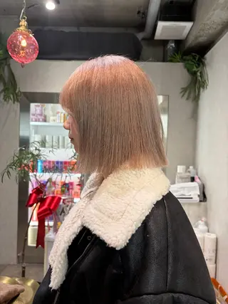 ミディアム カラー 派手髪ハイトーン💛 ネイル💅まりなのヘアスタイル