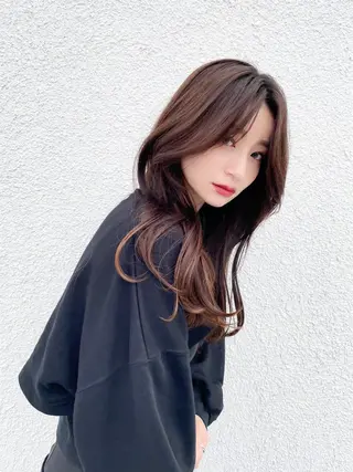 セミロング 透明感カラー×小 顔レイヤー♡ヒデさんのヘアスタイル