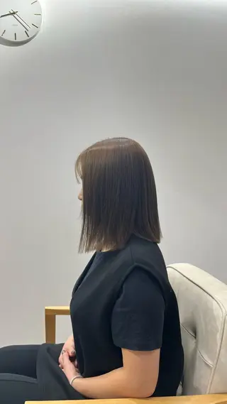 ミディアム カラー Nakanishi Mizukiのヘアスタイル