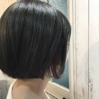 ショート カラー パーマ embrace エンブレイスのヘアスタイル
