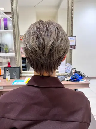 ショート カラー メンズ ナチュラル暖色カラー 🤎 佐藤栞のヘアスタイル
