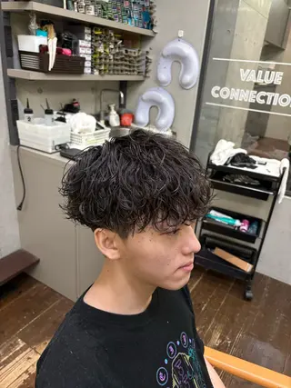 ショート パーマ メンズ 山口 陽平のヘアスタイル