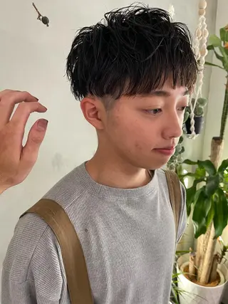 ショート メンズ ハイトーンカラー RYUのヘアスタイル