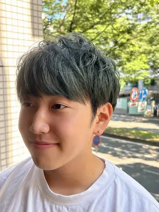 ショート カラー メンズ Gardenhair 小笠原篤矢のヘアスタイル