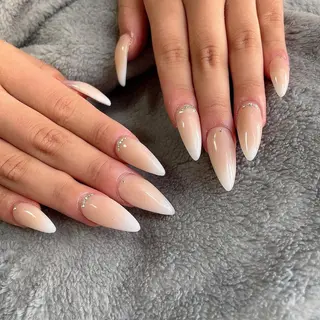 ネイル 知花 梨花のネイルデザイン