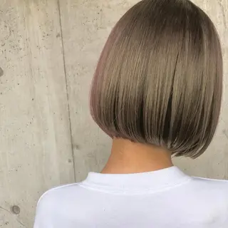 ショート Trip 大名🌟 ブリーチなしカラーのヘアスタイル