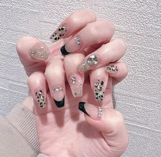 ネイル D-BEAUTY Nailsalonのネイルデザイン