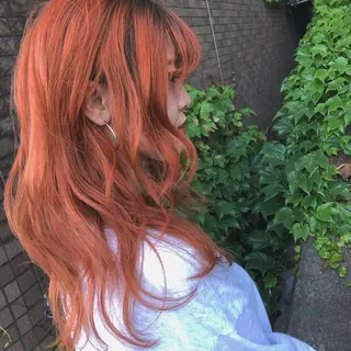 セミロング StellA所属・アートディレクター ワダヒサノリのヘアスタイル