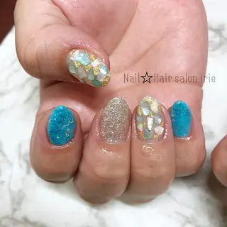 ネイル Hair salon Irie所属・與儀 知佳のネイルデザイン