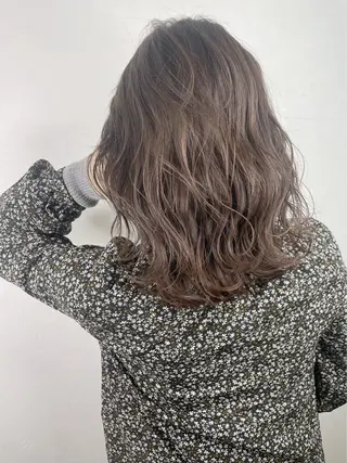 ミディアム カラー _WHITE並木店所属・_WHITE並木店 喜多村天斗のヘアスタイル