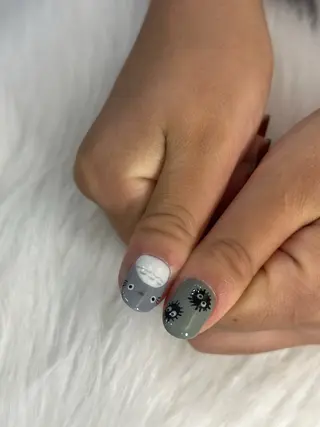 ネイル LAVISH nanamiのネイルデザイン