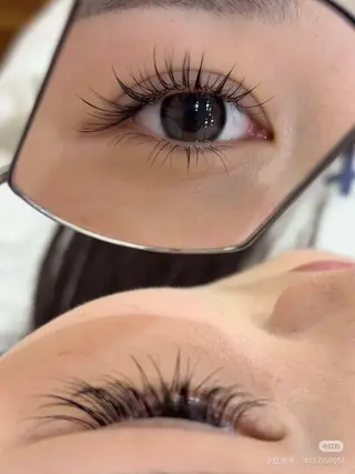 マツエク・マツパ alena salon 府中店所属・alena salonのマツエク・マツパデザイン