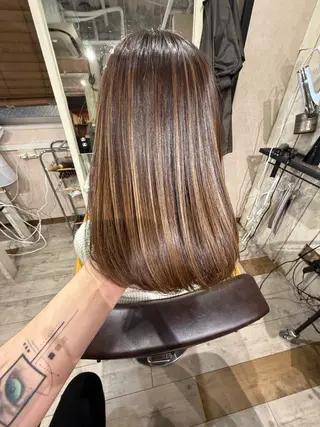 ミディアム カラー サロウィン新宿3丁目east店3F所属・Hiro 【髪質改善】新宿のヘアスタイル