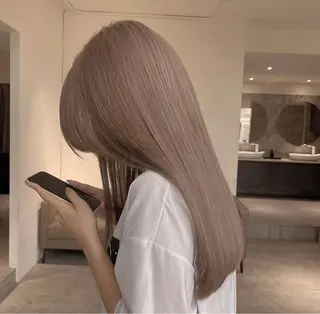 ロング THESALONS所属・🤍ブリーチカラー /寄田龍樹🤍のヘアスタイル