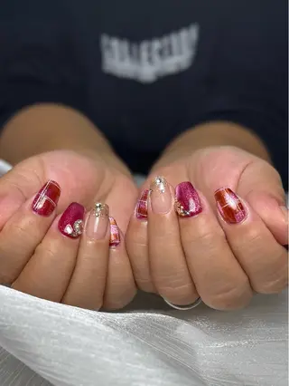 ネイル 山崎 成美のネイルデザイン