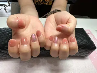 Ui_Amor (パラジェル)のネイルデザイン