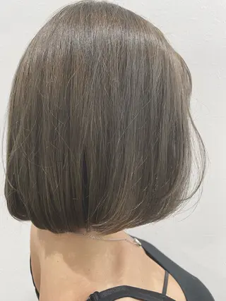 ミディアム カラー ideal心斎橋 橋本のヘアスタイル
