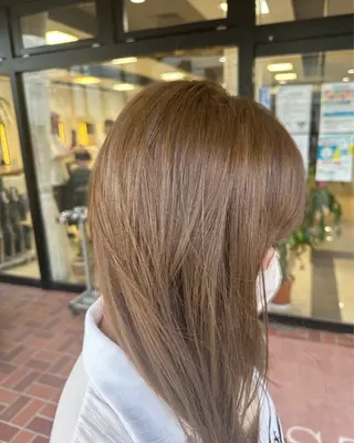 セミロング ミディアム/レイヤー ハイライト/aikaのヘアスタイル