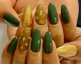 ネイル Nail&Eyelash Amour(アムール)所属・山下 愛のネイルデザイン