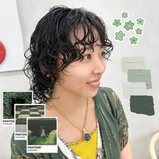 セミロング パーマ hollo原宿所属・パーマ/ハイトーン 🎀Rumiのヘアスタイル