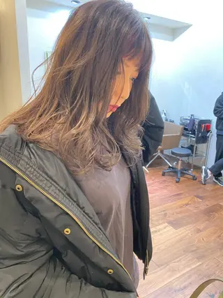 セミロング 垢抜けのプロ🪄 honoのヘアスタイル