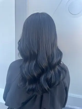 ミディアム カラー MIRROR eyelashes eyebrows所属・ユウナ ︎︎ MIRRORの眉毛・アイブロウイメージ