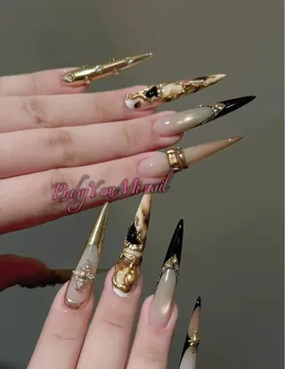 ネイル 相沢 さやかのネイルデザイン